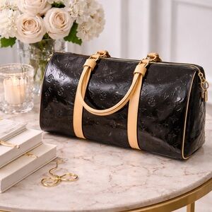 Louis Vuitton black monogram